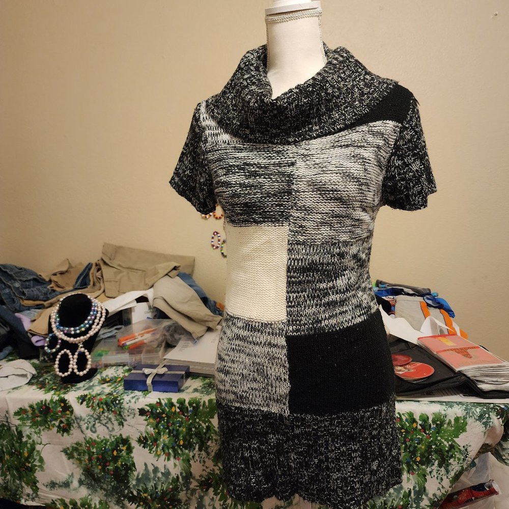 Women's Short Sleeve Sweater